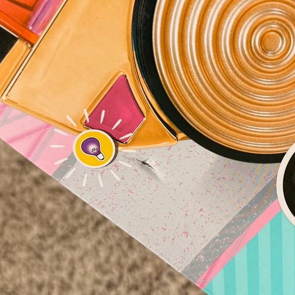 NEW IN BOX! LOL Surprise 3-in-1 Party Cruiser with Surprise Pool - New 2021 - Picture 10 of 11